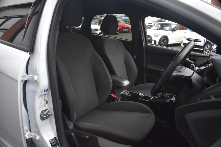 2018 Ford Focus 1.0T EcoBoost ST-Line Hatchback 5dr Petrol Manual Euro 6 (s/s) (140 ps) Hatchback...