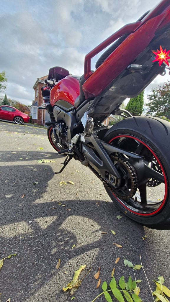 Yamaha FZ1S FAZER 2007 LAVA RED 1000CC 150bhp not fz6 r1 r6 zx6r zx10r z1 5vy 4c8 motorbike cycle  