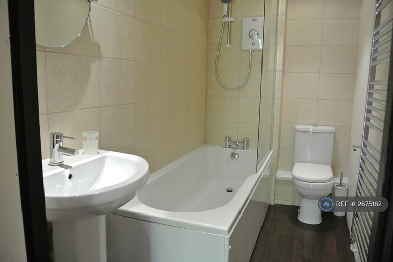 Studio flat in Frith Farm House, Faversham, ME13 (#2675162)