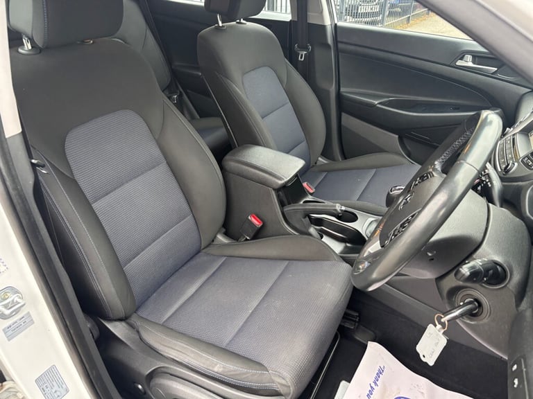 2017 Hyundai TUCSON 1.6 GDi Blue Drive SE Nav 5dr 2WD ESTATE PETROL Manual