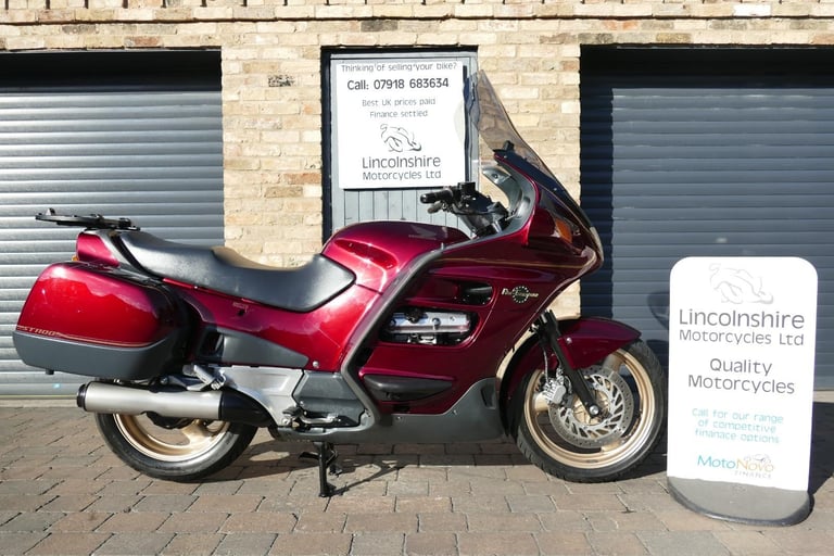 01 Honda ST1100 Pan European