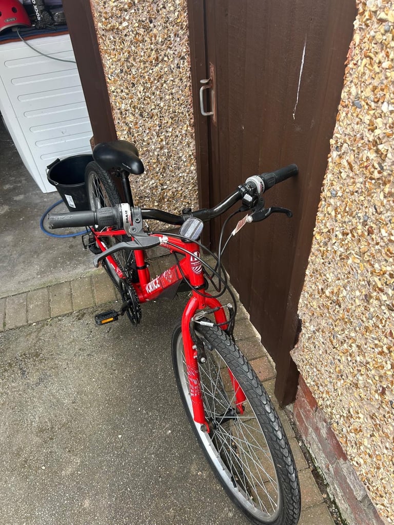 Kids bike- Apollo Vortice bike 24” wheels , 18 gears 