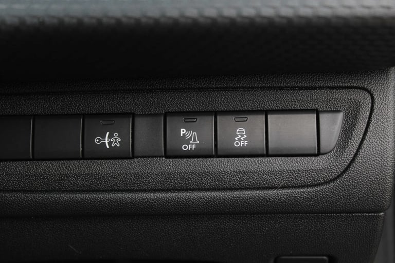 2017 Peugeot 208 1.2 208 Allure 5dr Hatchback Petrol Manual