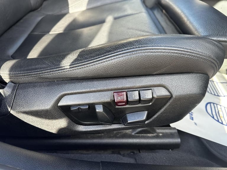 2015 BMW 3 Series Saloon (2011 - 2015) Saloon Petrol Automatic