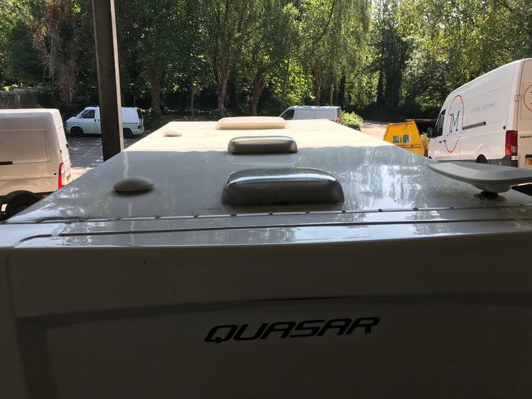 Quasar Lunar 524
