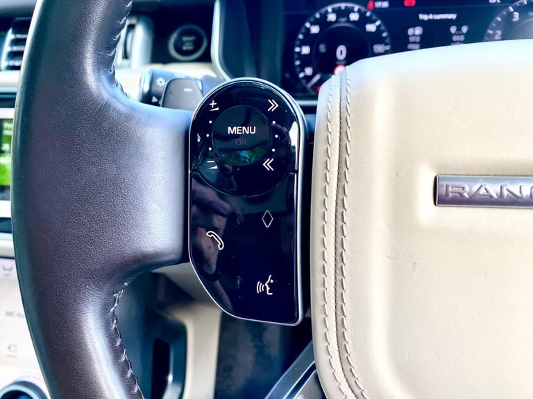 2019 Land Rover Range Rover 3.0 P400 MHEV Vogue SE Auto 4WD Euro 6 (s/s) 5dr ESTATE Petrol Automatic