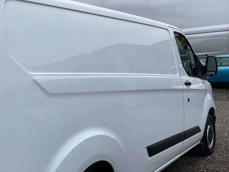 2018 Ford Transit Custom 2.0 300 EcoBlue Panel Van 5dr Diesel Manual L2 H1 Euro 6 (105 ps) PANEL ...