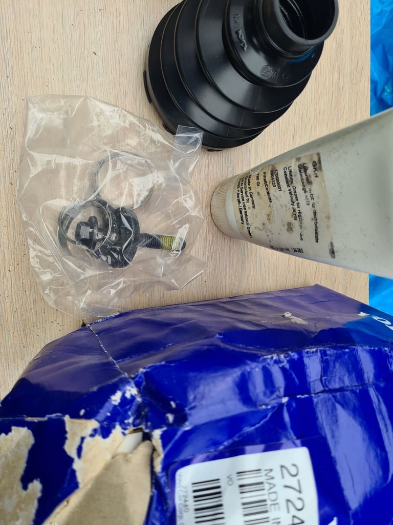 Volvo cv boot kit 