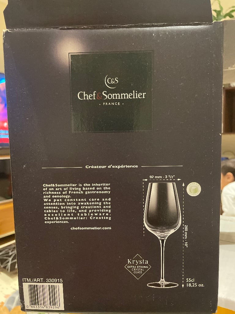 Chef and Sommelier wine glass 