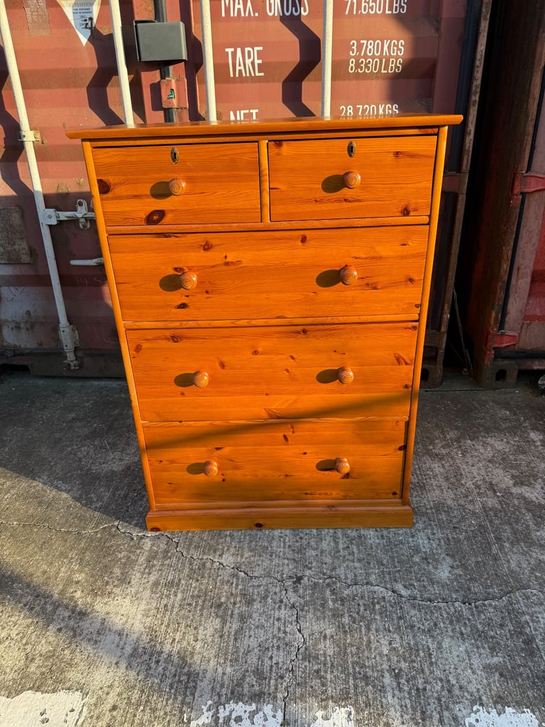 Pine chest of drawers tallboy