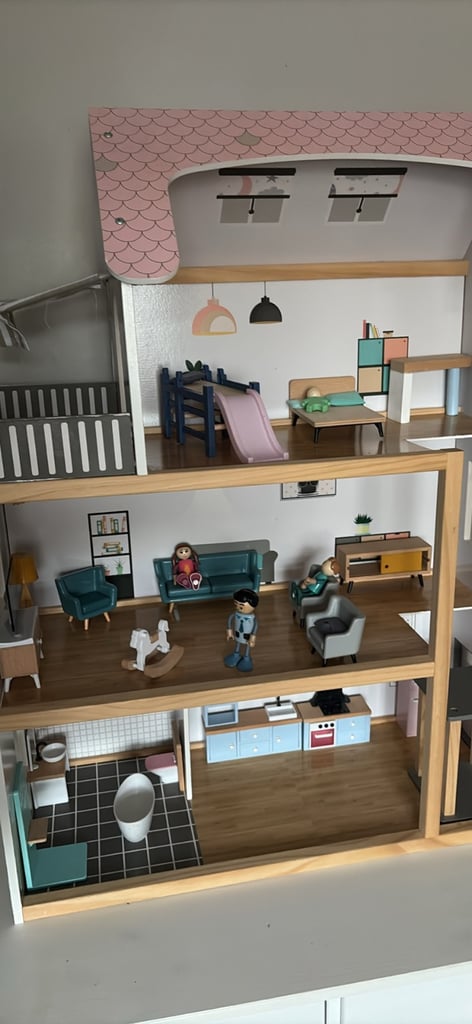 image for Dolls house 