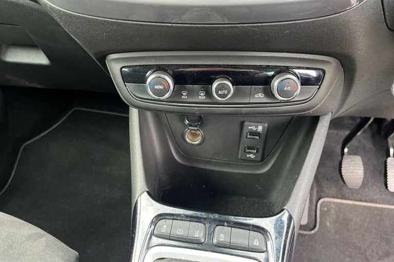 2022 Vauxhall Crossland 1.2 Turbo Ultimate SUV 5dr Petrol Manual Euro 6 (s/s) (110 ps) SUV Petrol...