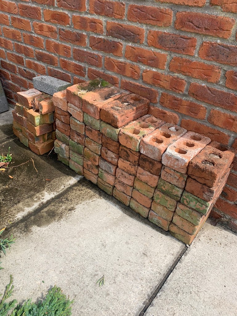 Free bricks