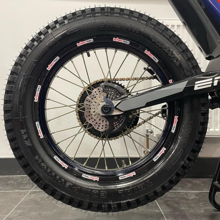 2022 EM EPURE ** EXCELLENT CONDITION** USED ELECTRIC TRIAL **EX SCHOOL**