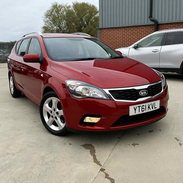 2011 Kia Ceed 1.6 CRDi 3 5dr Auto HPI CLEAR TIMING BELT DONE AT 101K MILES, 2 OWNERS ESTATE Diese...