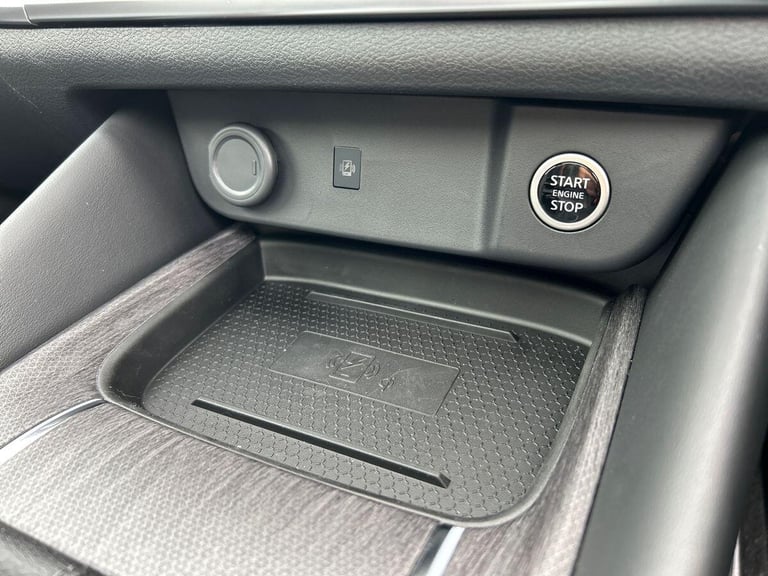 2025 Nissan Qashqai 1.3 DIG-T MHEV Tekna Euro 6 (s/s) 5dr SUV PETROL Manual