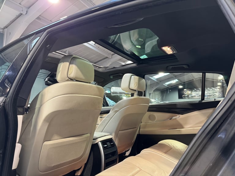 2013 BMW 5 Series 520d M Sport 5dr Step Auto [Business Media] HATCHBACK Diesel Automatic