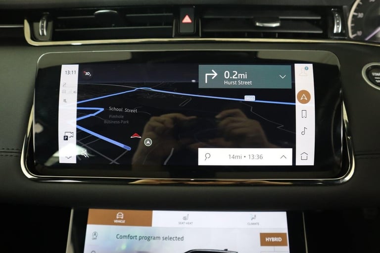 2022 Land Rover Range Rover Evoque 1.5 P300e 12.2kWh R-Dynamic SE Auto 4WD Euro 6 (s/s) 5dr Autom...