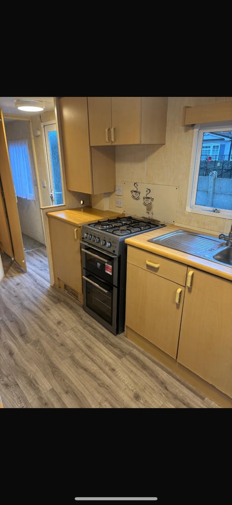 2 Bedroom 1 Bathroom Static Chalet To Rent 