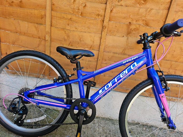 BIKE 24" WHEEL CARRERA LIGHTWEIGHT 7-SPEED HYBRID - Age Range 7-11 Years £135