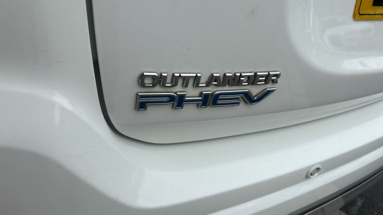 2019 Mitsubishi Outlander 2.4 PHEV Dynamic Safety 5dr Auto Estate Estate Hybrid Automatic
