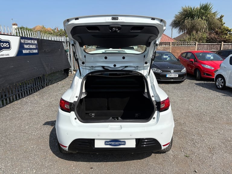 2016 Renault Clio 1.2 16V Dynamique Nav 5dr HATCHBACK PETROL Manual