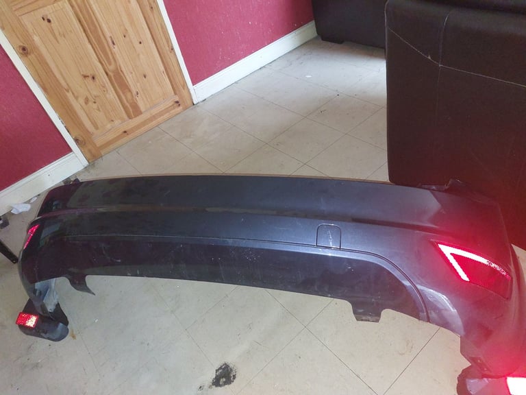 Ford focus mk2 zetec rear bumper