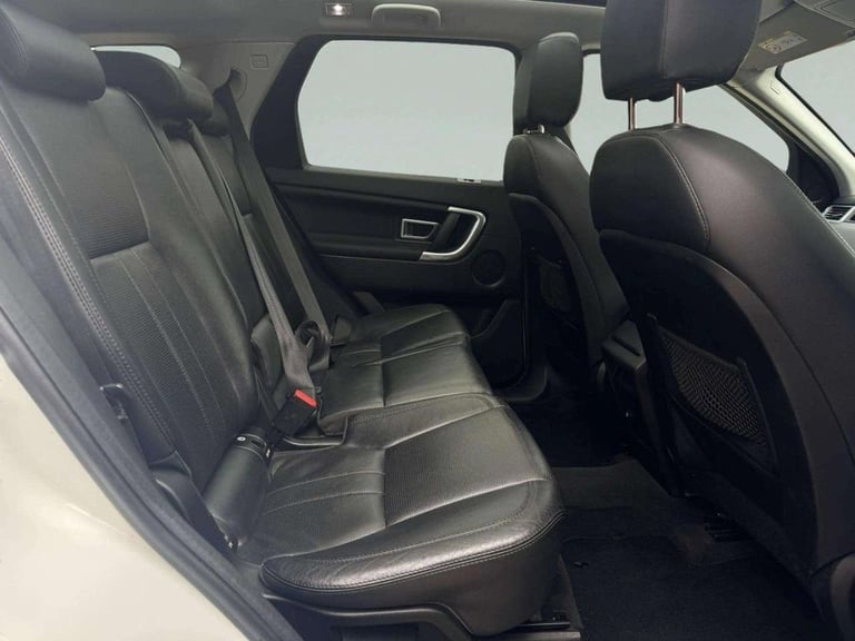 2015 Land Rover Discovery Sport 2.0 TD4 180 HSE Black 5dr Auto ESTATE DIESEL Automatic