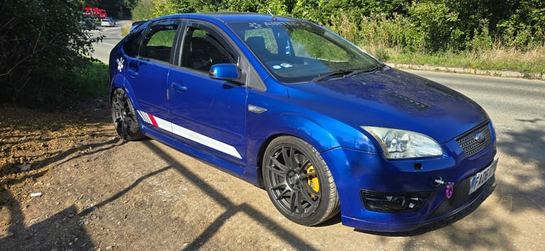 Ford, FOCUS, Hatchback, 2006, Manual, 2522 (cc), 5 doors