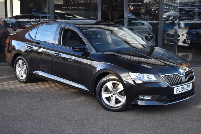 2019 Skoda Superb 2.0 TDI S Hatchback 5dr Diesel Manual Euro 6 (s/s) (150 ps) Hatchback Diesel Ma...