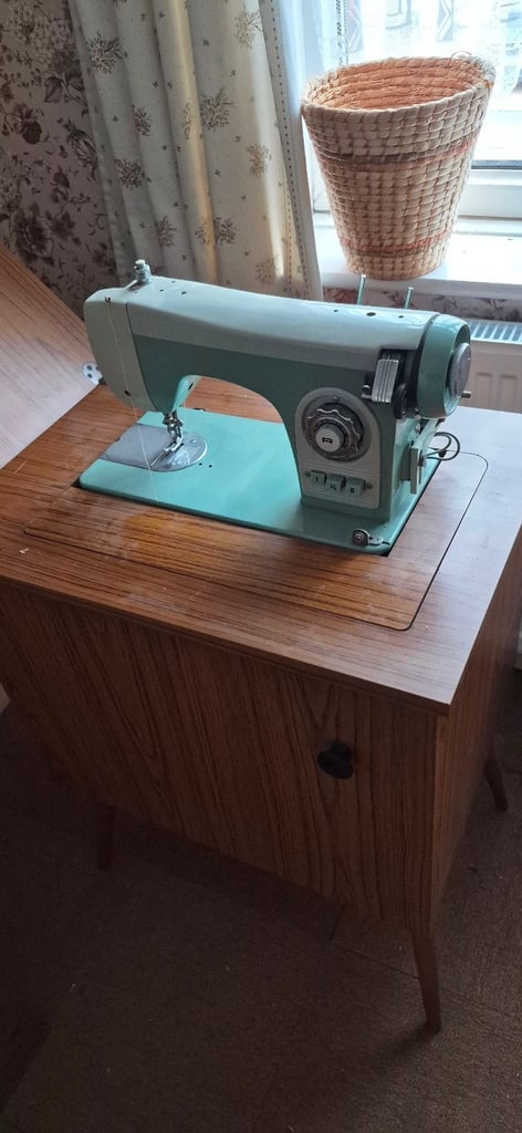 image for Deluxe Sewing Machine Cabinet  £44.70