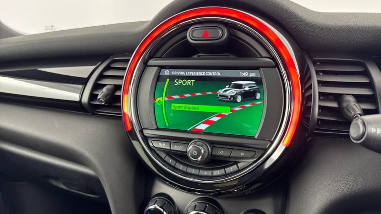 2018 MINI Hatch 1.5 Cooper Sport II 3dr Auto Petrol Hatchback Hatchback Petrol Automatic