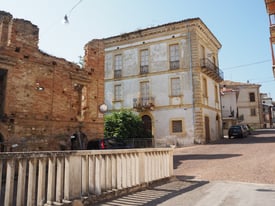 Villa for sale - renovation required (San Martino Sulla Marrucina - ITALY)