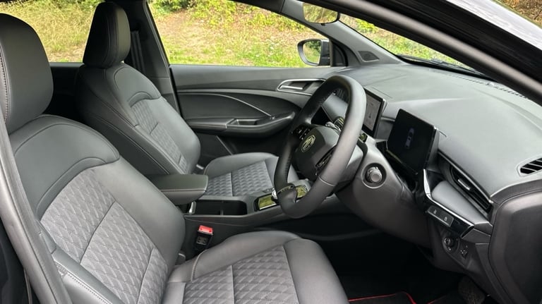 2025 MG MG3 1.5 Hybrid Trophy 5dr Auto Hatchback Hybrid Automatic