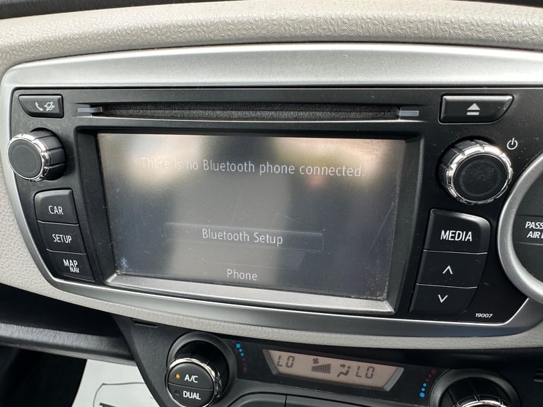 2011 Toyota Yaris 1.33 Dual VVT-i T Spirit Euro 5 5dr HATCHBACK Petrol Manual