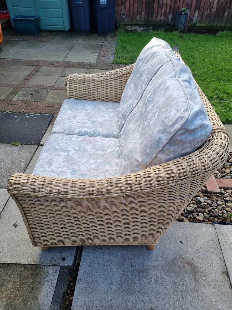 Three Piece Conservatory/Summer Room Suite.Delivery