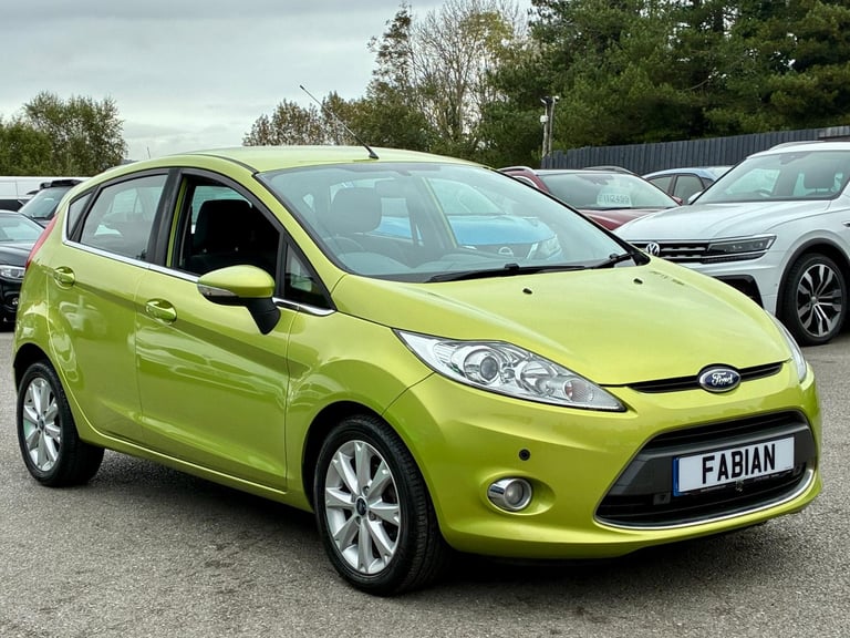 2009 Ford Fiesta 1.4 Zetec Hatchback **Automatic - 38,000 Miles - 1 Owner**