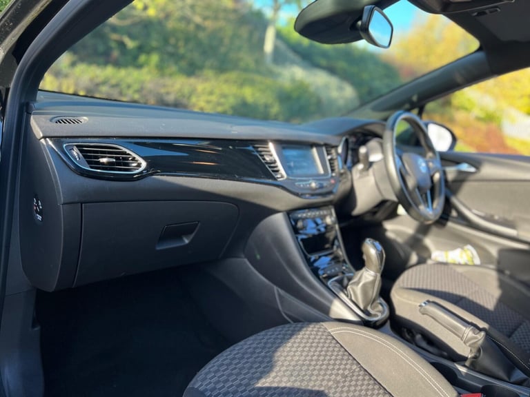 2017 Vauxhall Astra 1.4i Turbo SRi VX Line Euro 6 5dr HATCHBACK Petrol Manual