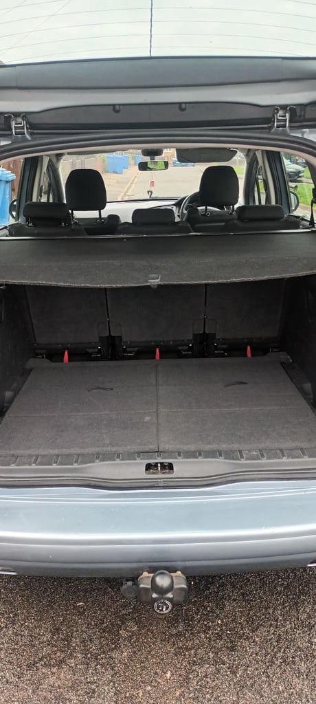 Peugeot, 5008, MPV, 2010, Manual, 1997 (cc),5 doors - Image 12