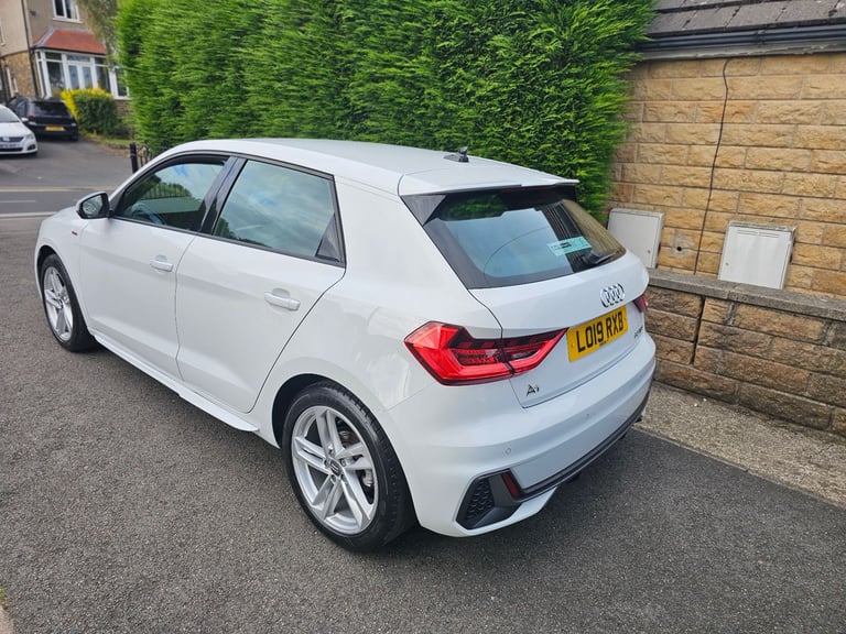 AUDI A1 S-LINE •26K MILES! ●AUTOMATIC● 1.0 PETROL TURBO, LIKE VW POLO SEAT IBIZA IDEAL 1ST CAR 