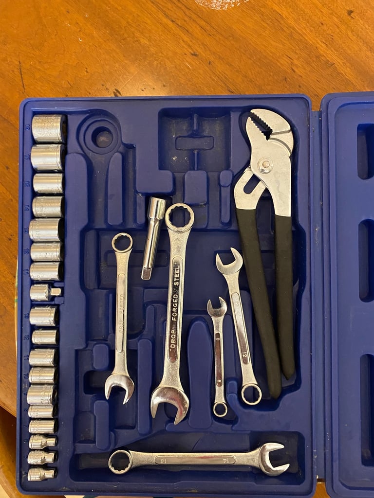 Vehicle breakdown tools