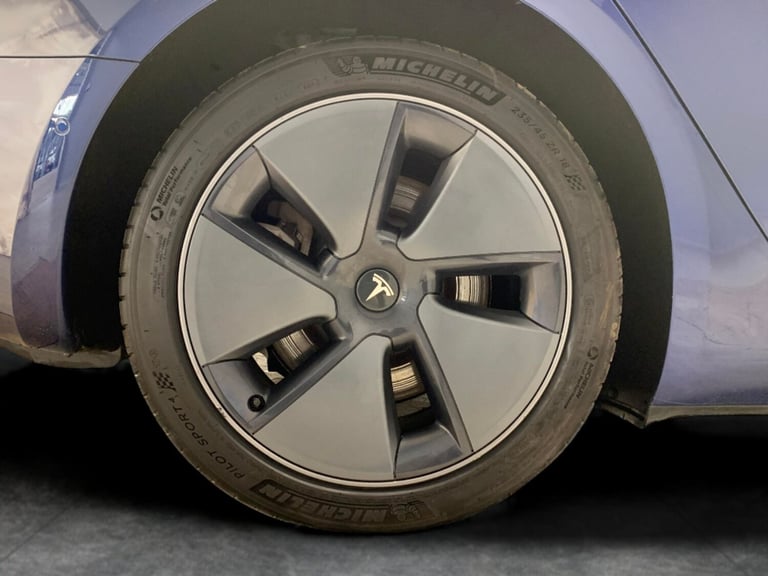 2021 Tesla Model 3 Long Range AWD 4dr Auto SALOON ELECTRIC Automatic