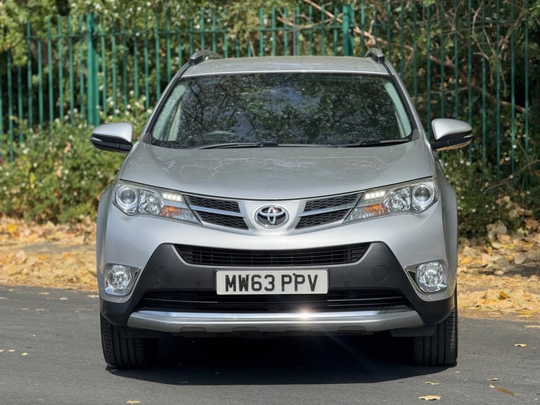2014 Toyota RAV4 2.2 D-CAT Invincible Auto 4WD Euro 5 5dr ESTATE Diesel Automatic