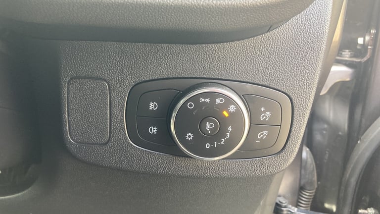 2022 Ford Puma 1.0 EcoBoost Hybrid mHEV Titanium 5dr Petrol Hatchback Hatchback Petrol Manual