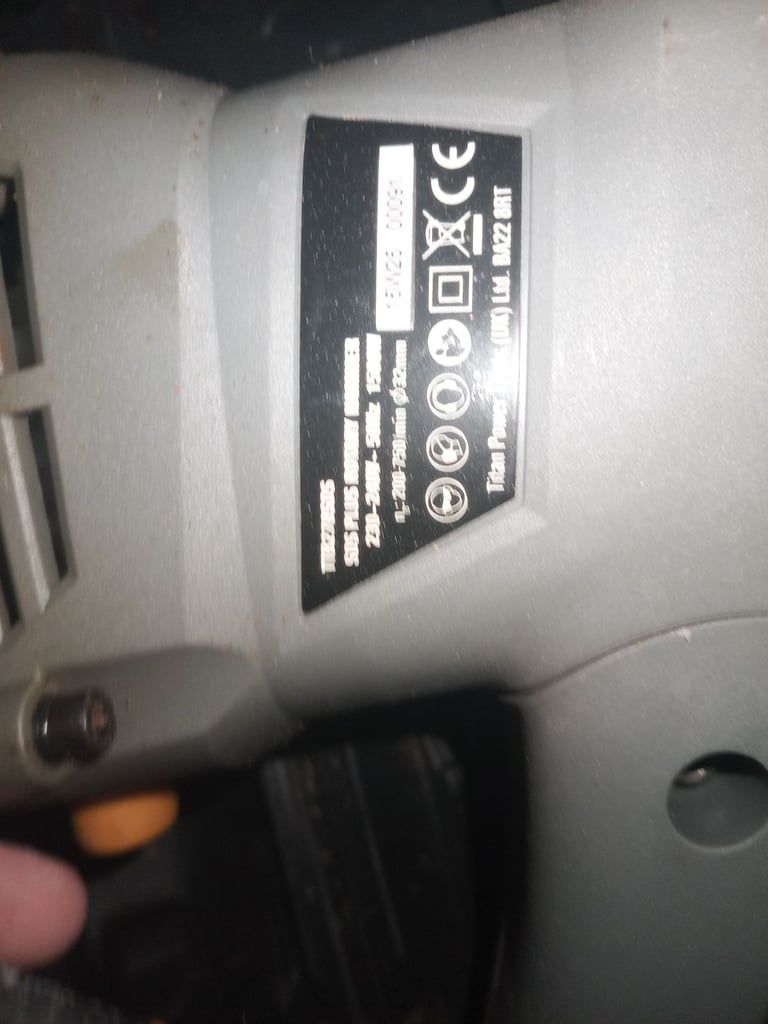 Titan SDS drill 1500w with case