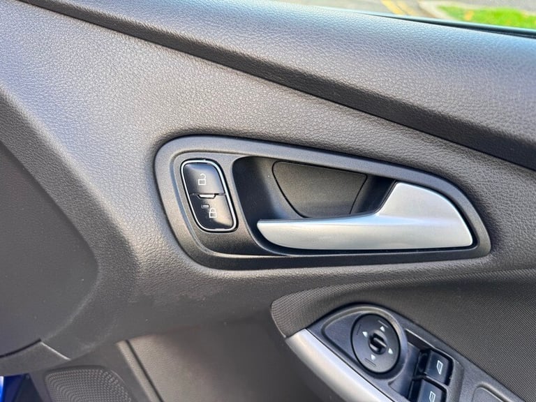 Ford Focus ZETEC TDCI