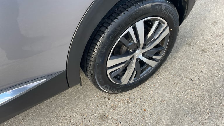 2023 Peugeot 3008 1.2 PureTech Allure Premium+ 5dr EAT8 Petrol Estate Estate Petrol Automatic