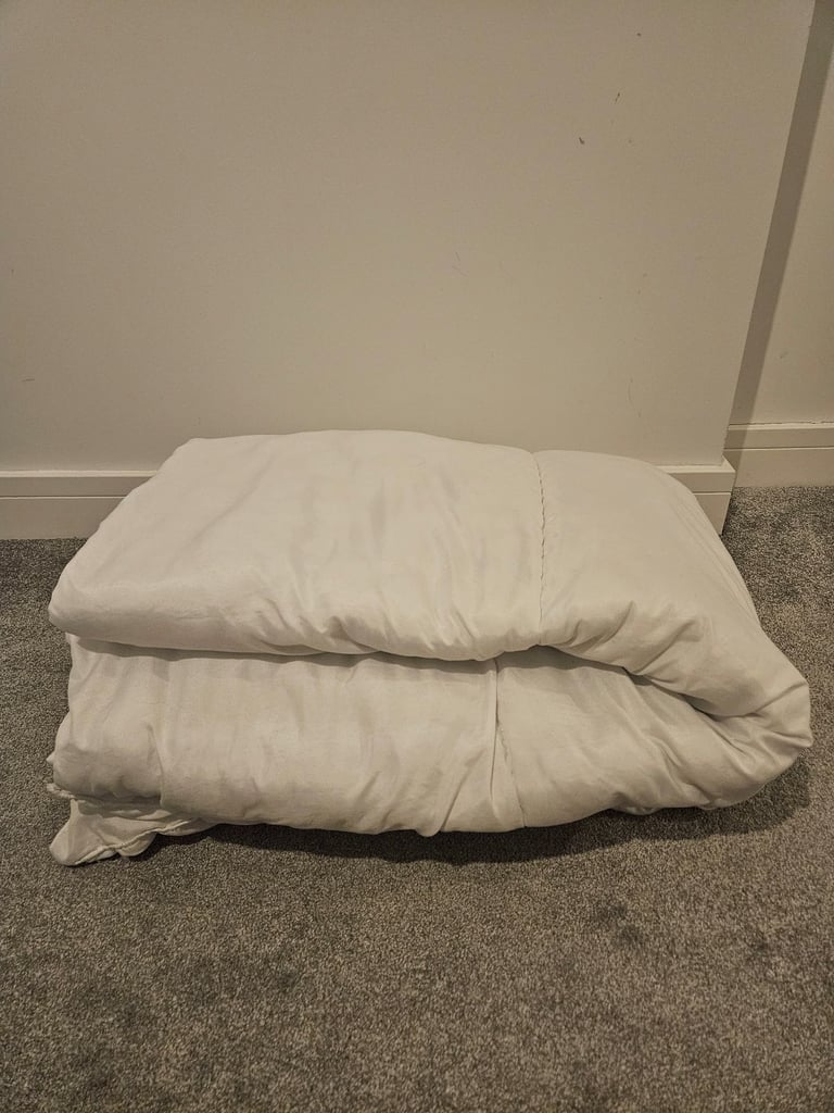 image for Single Duvet, Free Duvet Cover