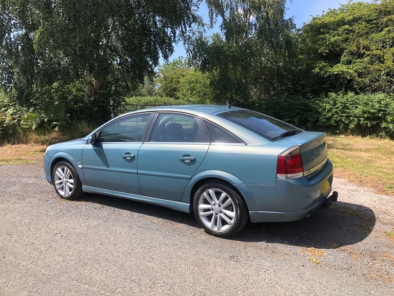 VAUXHALL VECTRA 1.8 VVT SRI 5 DOOR - 2007 07 REG - MOT TIL FEBRUARY 2026