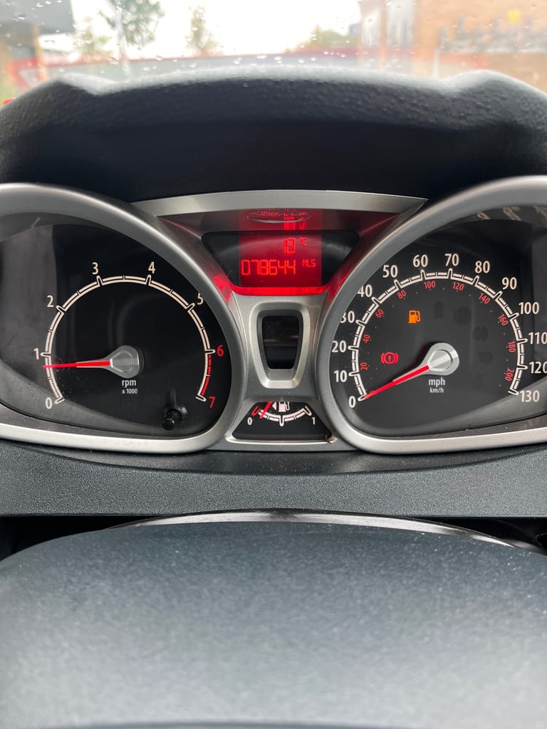 Ford, FIESTA, Hatchback, 2011, Manual, 1596 (cc), 5 doors